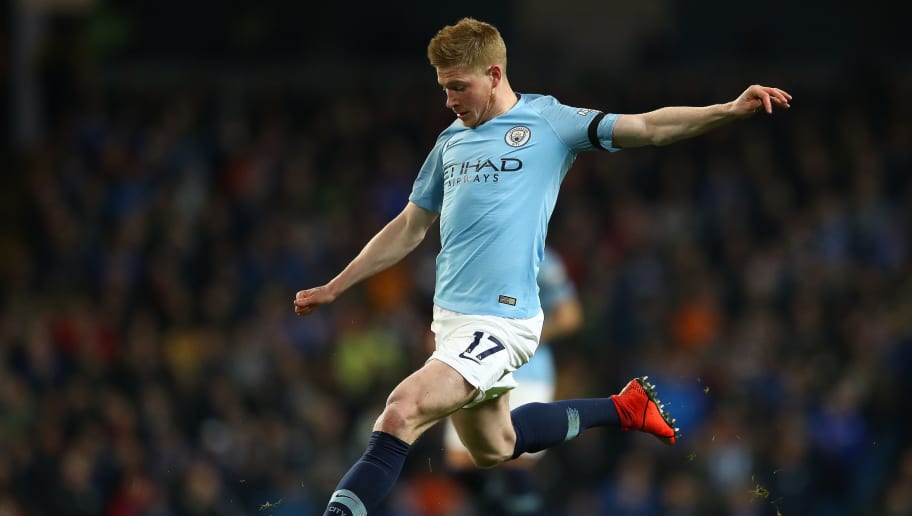 主动拎包 赵睿深夜外出约会 恋情曝光真相浮出水面