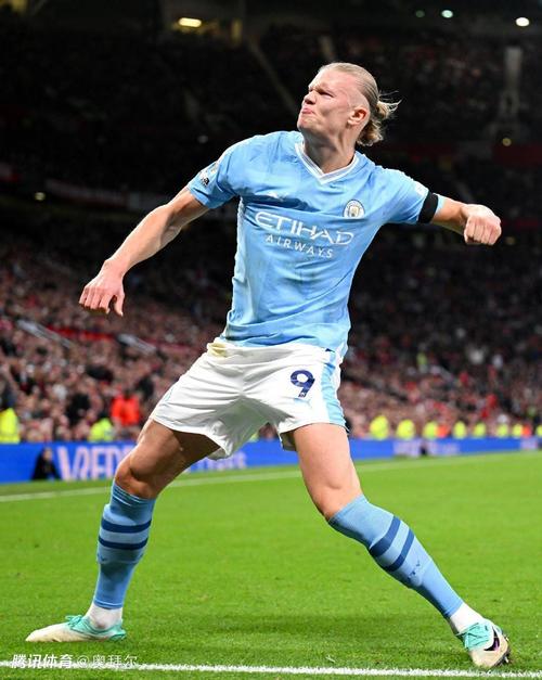 巴萨球迷在进决赛前高喊梅西的名字！巴萨进决赛！请神成功！