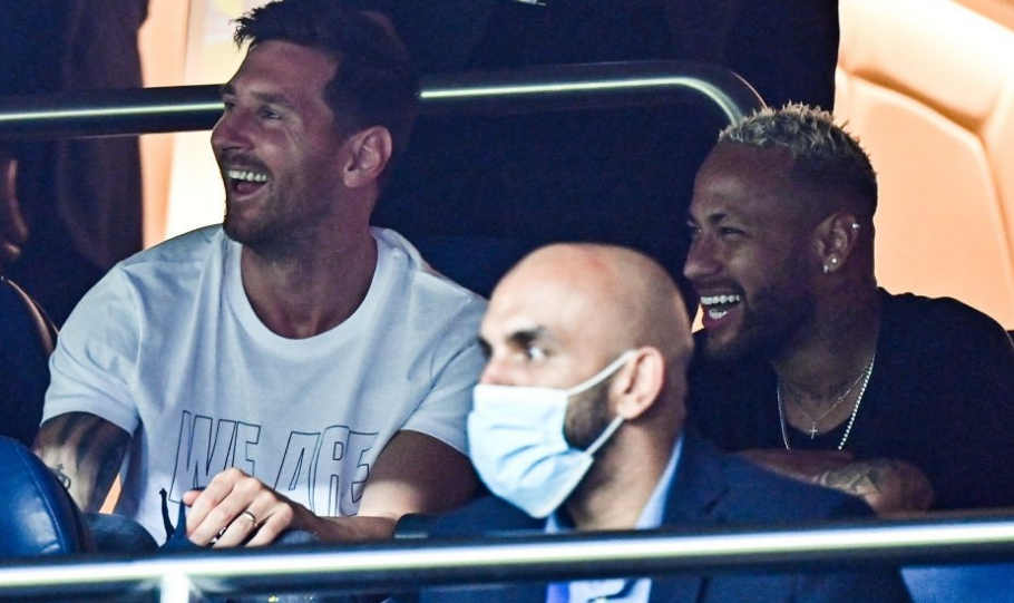 [德甲]奥利塞左脚抽射破门 拜仁快速扳平比分